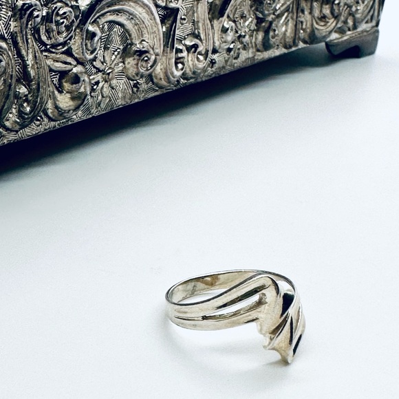 Vintage Modernist Silver BOMA Ring - Picture 12 of 13